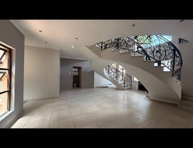 5 BEDROOM PROPERTY TO RENT IN SANDOWN